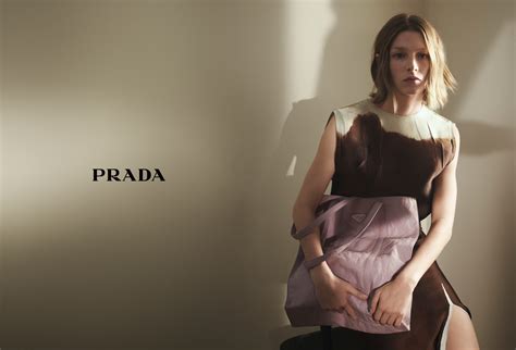 Prada – Page 2 – B